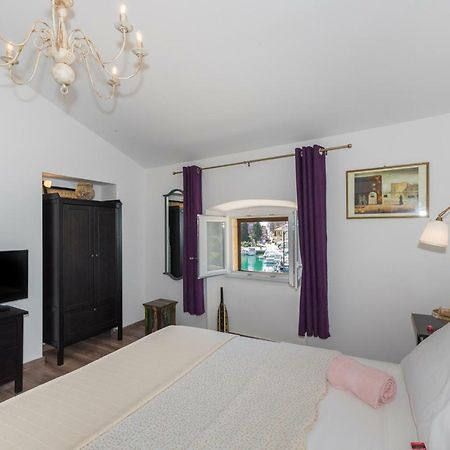 Skipper Suites Novigrad  Exterior photo